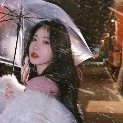 男性新娘子